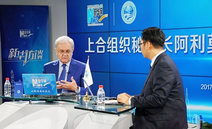 Онлайн-беседа Генерального секретаря ШОС с интернет-пользователями Синьхуанет Онлайн-беседа Генерального секретаря ШОС с интернет-пользователями Синьхуанет