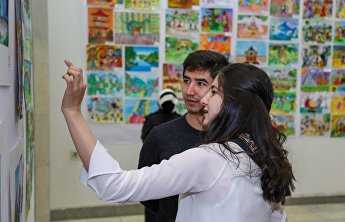 Открытие художественной выставки детских рисунков на тему «Мир глазами детей», посвященная культуре, истории, традициям и природе стран Шанхайской организации сотрудничества Открытие художественной выставки детских рисунков на тему «Мир глазами детей», посвященная культуре, истории, традициям и природе стран Шанхайской организации сотрудничества