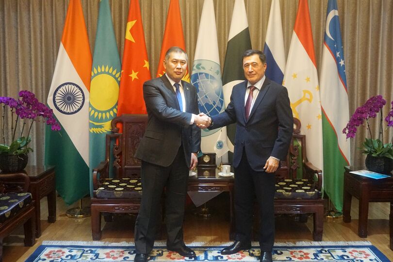 Встреча Генерального секретаря ШОС Владимира Норова с Послом Казахстана в Китае Шахратом Нурышевым