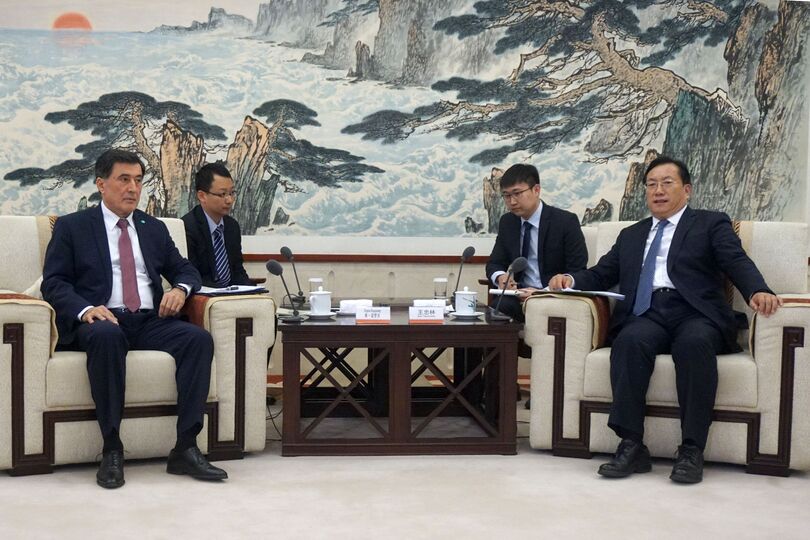 Делегация Клуба послов ШОС провела встречу с Секретарем комитета КПК города Цзинань г-ном Ван Чжунлинем