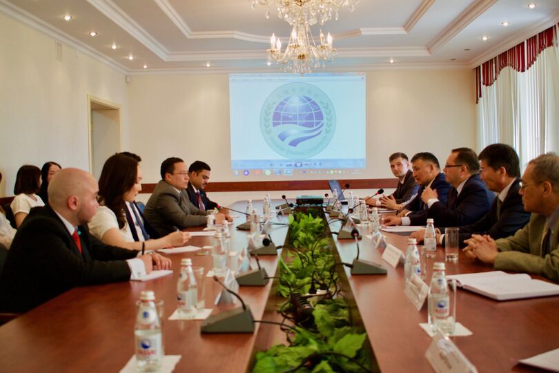 Генеральный секретарь ШОС встретился с профессорско-преподавательским составом  Международного университета Астана