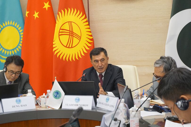 Генеральный секретарь ШОС провел брифинг о  результатах Бишкекского саммита ШОС для представителей исследовательских центров КНР, китайских и иностранных СМИ