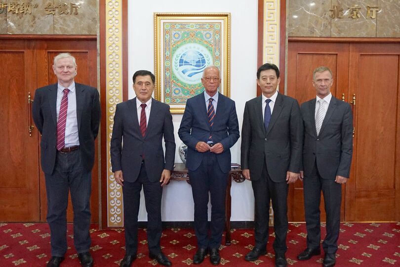 Генеральный секретарь ШОС встретился с представителями австрийских и китайских научных кругов