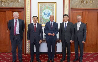 Генеральный секретарь ШОС встретился с представителями австрийских и китайских научных кругов