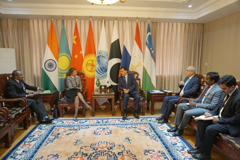 Генеральный секретарь ШОС встретился с главой представительства Лиги арабских государств и послом Ливана в КНР