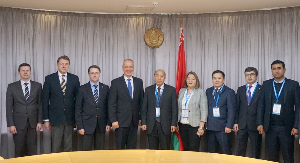 Глава Миссии от ШОС встретился с заместителем Министра иностранных дел Республики Беларусь