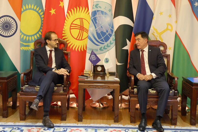 Генеральный секретарь ШОС встретился с руководителем миссии Международной организации по миграции в Китае
