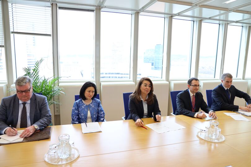 Встреча Генерального секретаря ШОС Владимира Норова с новым Исполнительным директором УНП ООН Гада Вали