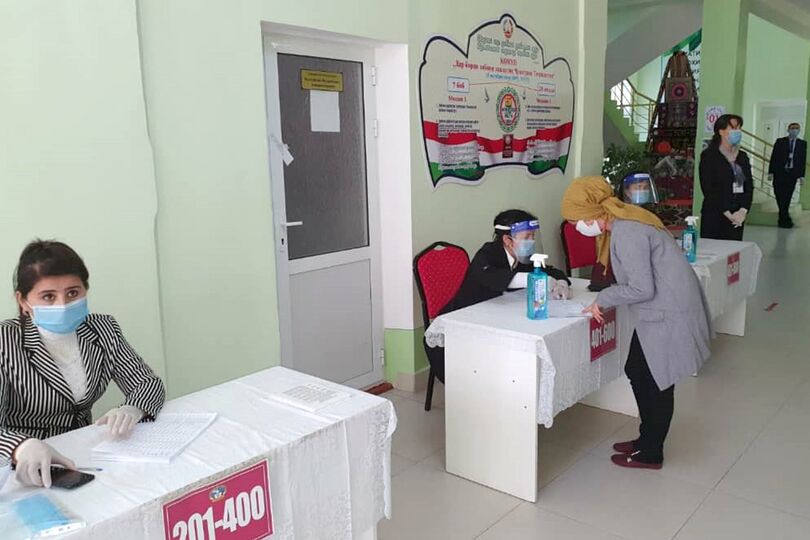 Миссия от ШОС продолжает наблюдательную работу за ходом выборов Президента Республики Таджикистан