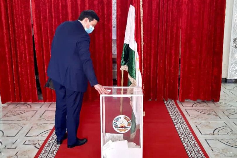 Миссия от ШОС продолжает наблюдательную работу за ходом выборов Президента Республики Таджикистан