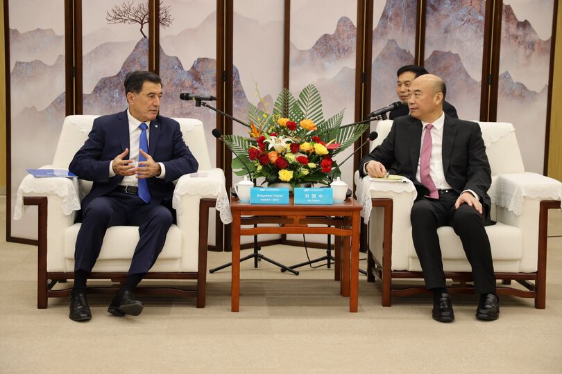 Генеральный секретарь ШОС встретился с секретарем парткома КПК провинции Шэньси  