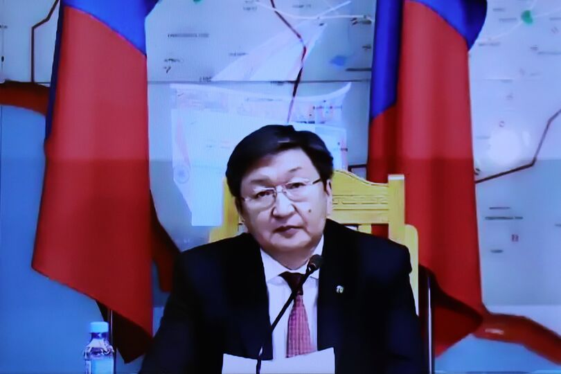 Вице-премьер Монголии Я.Содбатар