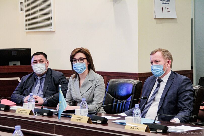 Встреча членов Миссии от ШОС с руководством Центризбиркома Республики Казахстан