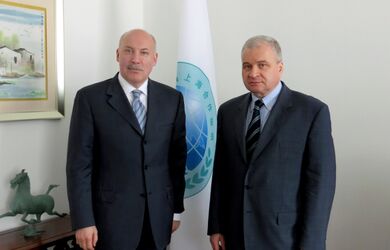 Генеральный секретарь ШОС встретился с Чрезвычайным и Полномочным Послом Российской Федерации в КНР