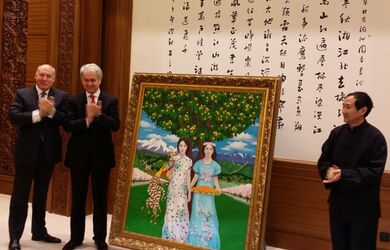 Выставка таджикского художника Фаридун Зода в Пекине