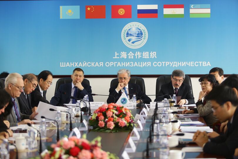 Научный симпозиум в Штаб-квартире ШОС