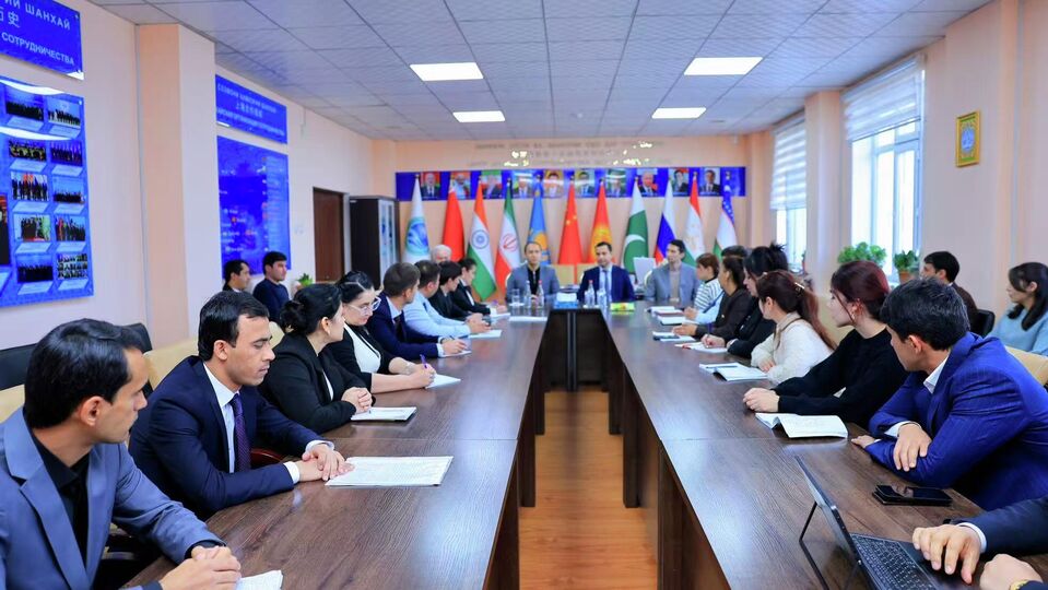 SCO Talks: лекция в Центре дружбы и сотрудничества ШОС в Таджикистане
