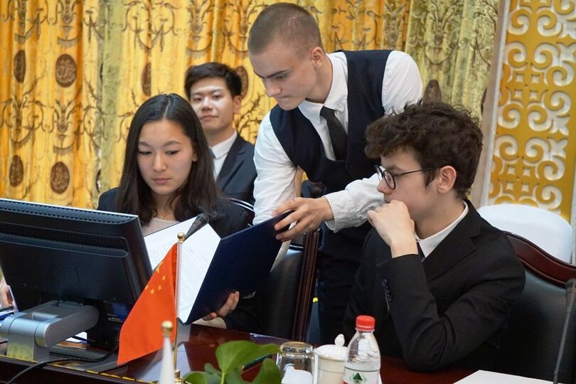 Интерактивная познавательная игра «Модель ШОС» Интерактивная познавательная игра «Модель ШОС»