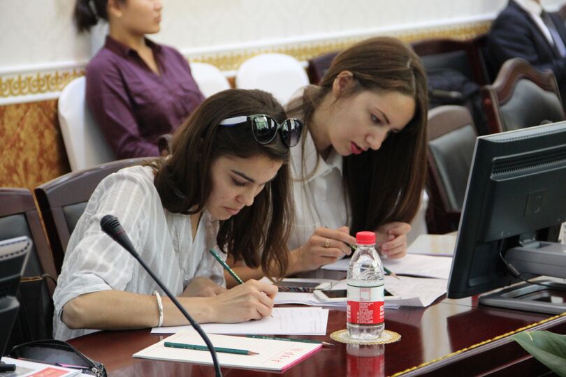 Международные молодежные дебаты ШОС