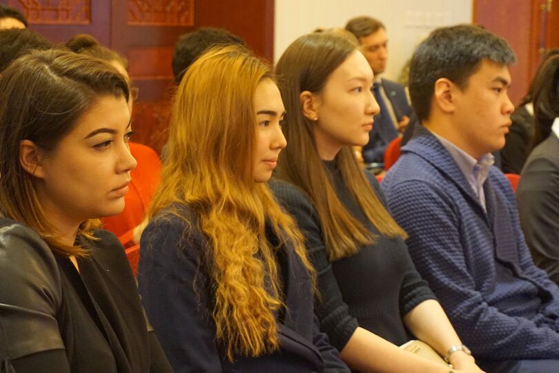 Встреча с активистами Молодежной лиги стран ШОС Встреча с активистами Молодежной лиги стран ШОС