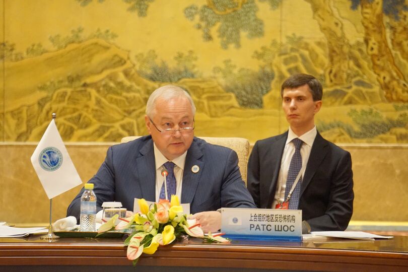 Директор Исполнительного комитета Региональной антитеррористической структуры ШОС Е.С.Сысоев Директор Исполнительного комитета Региональной антитеррористической структуры ШОС Е.С.Сысоев