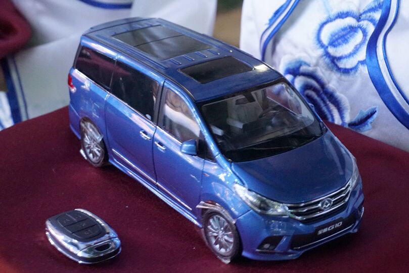 SAIC Maxus передал в дар Секретариату ШОС два автомобиля. Торжественная церемония прошла в Штаб-квартире ШОС SAIC Maxus передал в дар Секретариату ШОС два автомобиля. Торжественная церемония прошла в Штаб-квартире ШОС