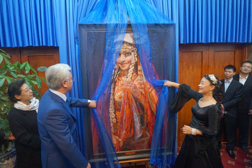 Выставка «Таджикская невеста» Выставка «Таджикская невеста»